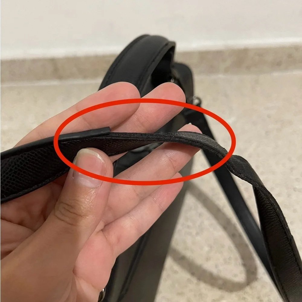 Badgley Mischka Black Crossbody Bag - Picture 15 of 16